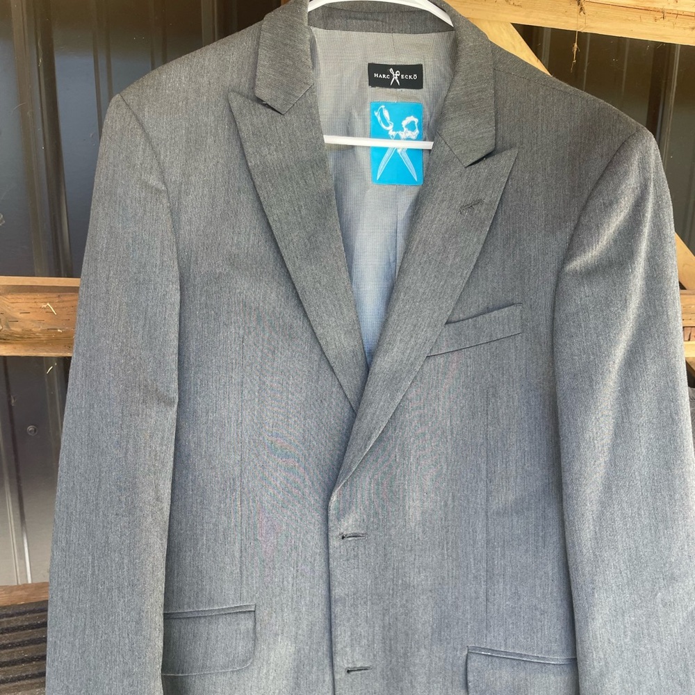 Marc Ecko Suit coat like new vintage